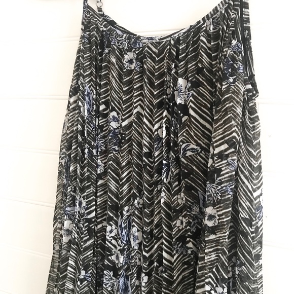 American Rag Floral Black Shift Dress - Picture 2 of 3